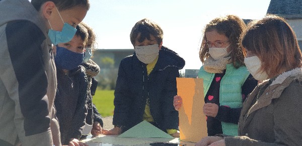 Atelier origami par groupe école