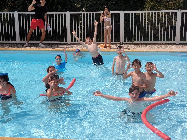 1ère journée piscine pour les grands !